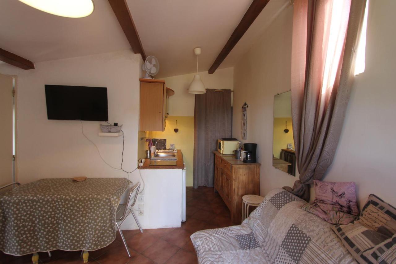 Studio Gard Calme Et Nature Russan Екстериор снимка